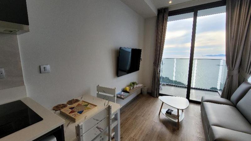 The Andromeda Seaview Apartemen Pattaya